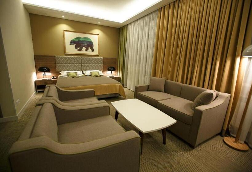 اتاق لوکس, Green Which