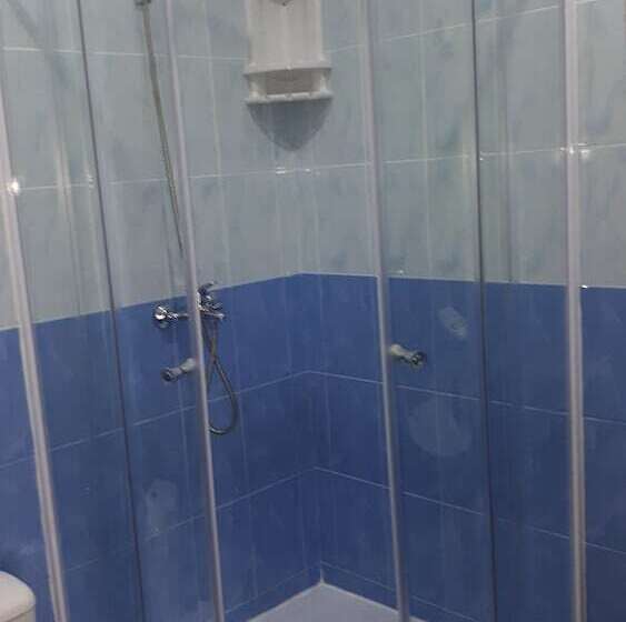 اتاق استاندارد یک نفره, Megapolis