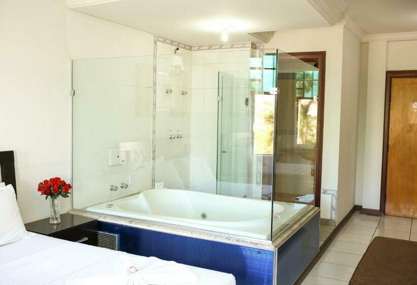 行政套房, Palace