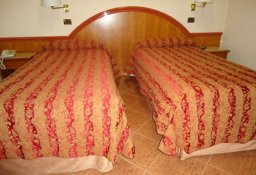 エコノミールーム, Paris