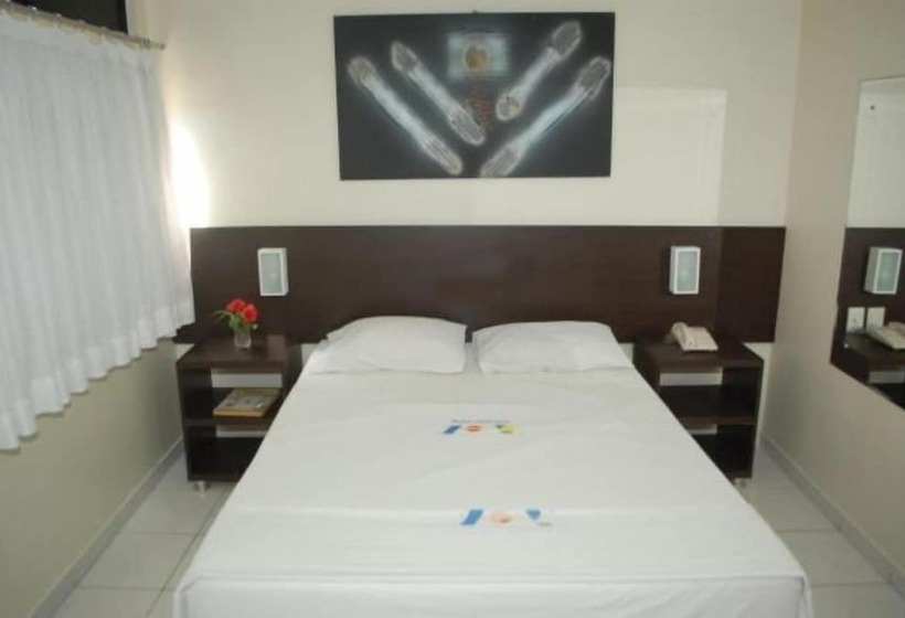 Номер Deluxe, Piramide Pituba   Rua Pernambuco