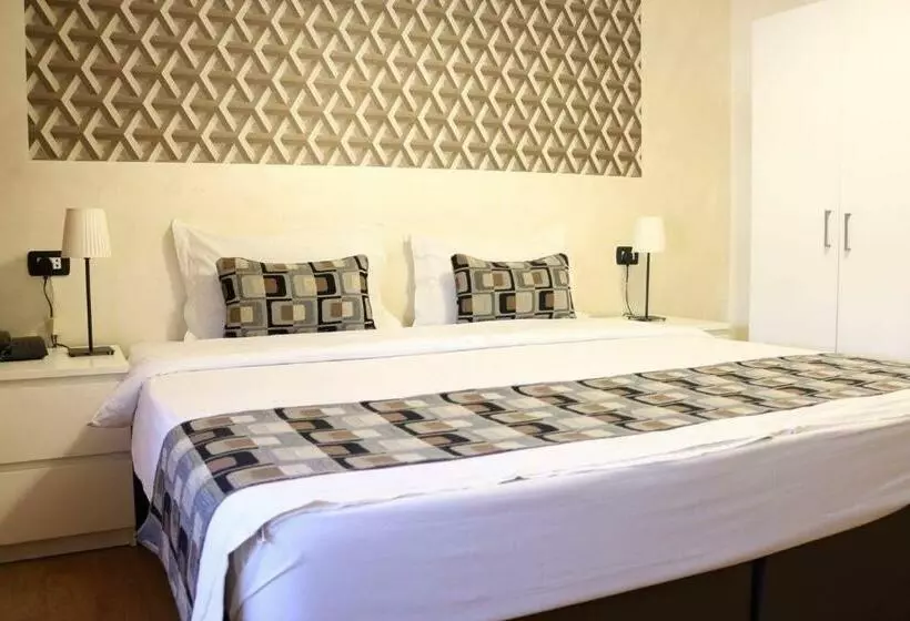 2 Bedroom Suite