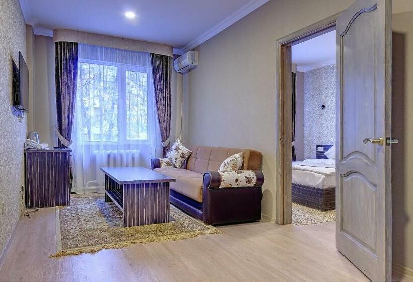 سوییت, Resident Hotel Almaty