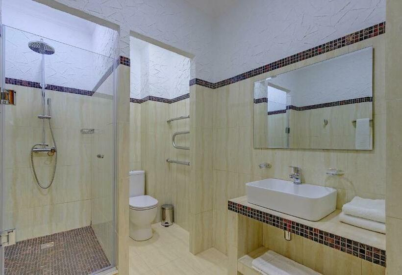 سوییت, Resident Hotel Almaty