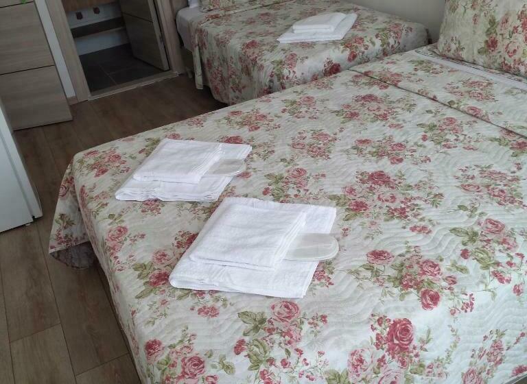 基本三人间, Adil Otel