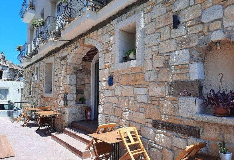 标准间, Adil Otel