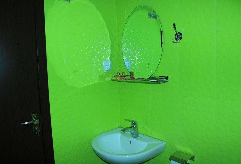 اتاق اکونومی, Green Villa