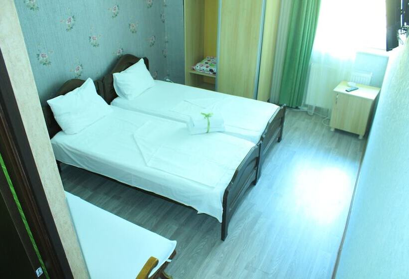 اتاق اکونومی, Green Villa