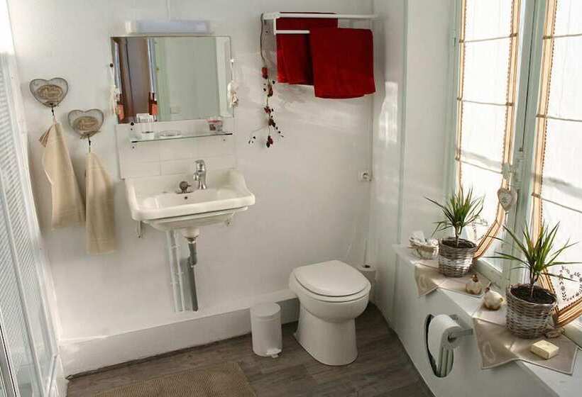 スタンダードルーム, La Grange En Champagne