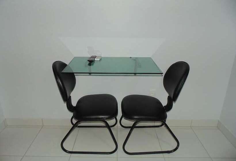 غرفة قياسية رباعية, Euro Plaza Hotel   Próximo Ao Aeroporto De Goiânia, Santa Genoveva