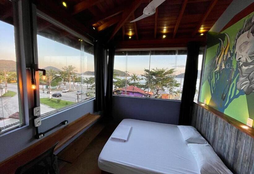 4인용 스탠다드 룸, Green Haven Hostel