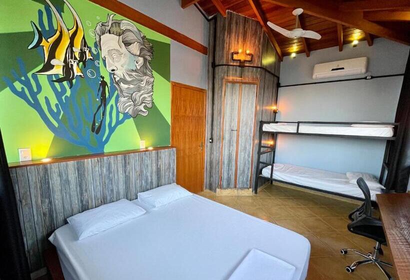4인용 스탠다드 룸, Green Haven Hostel