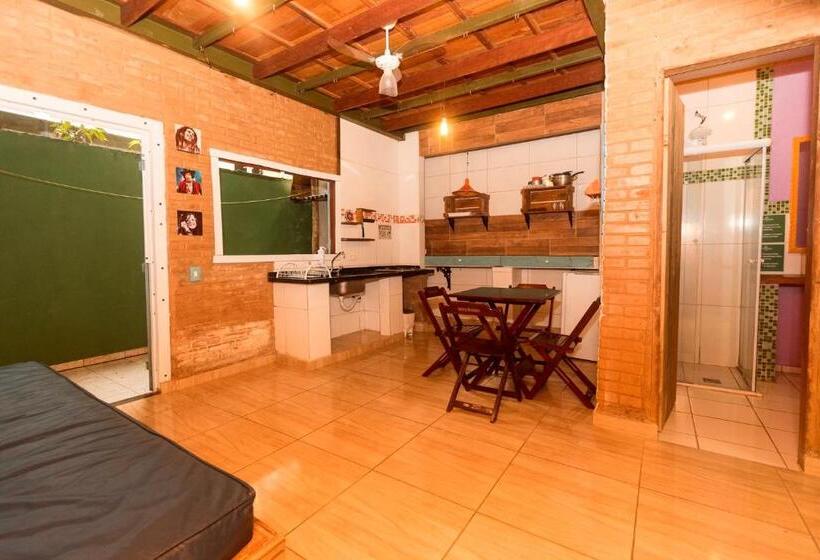 오두막, Green Haven Hostel