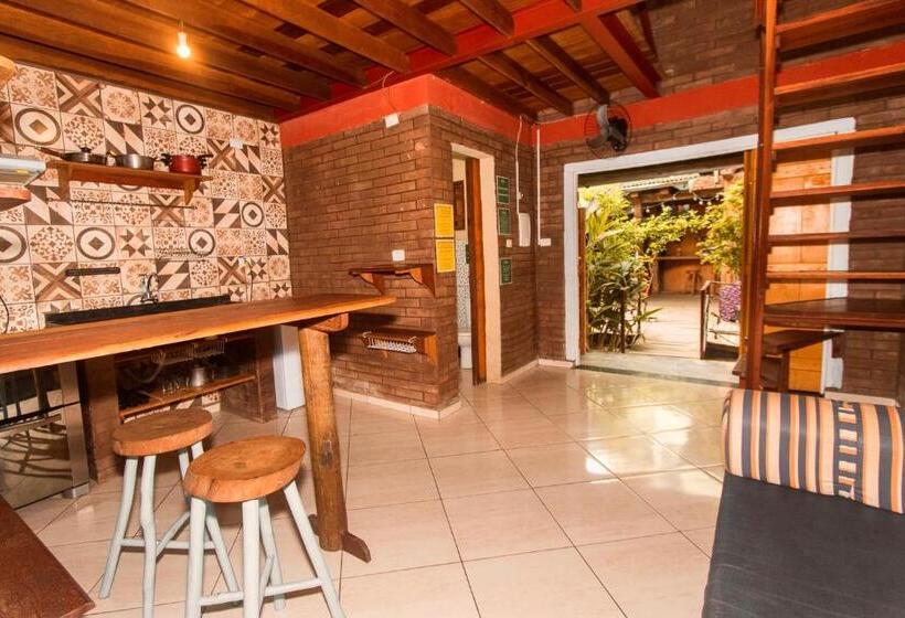 스탠다드 방갈로 정원 전망, Green Haven Hostel