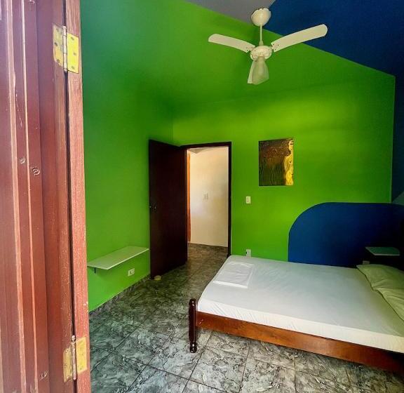 스탠다드 룸 공동 욕실, Green Haven Hostel