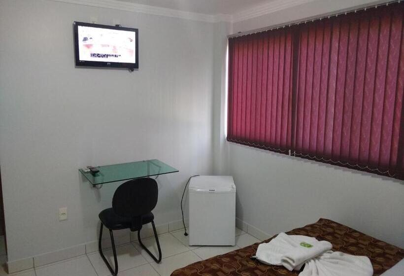四人标准间, Euro Plaza Hotel   Próximo Ao Aeroporto De Goiânia, Santa Genoveva