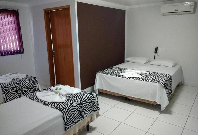 غرفة قياسية رباعية, Euro Plaza Hotel   Próximo Ao Aeroporto De Goiânia, Santa Genoveva