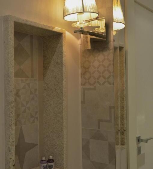 行政三人间, Germanias Blumen