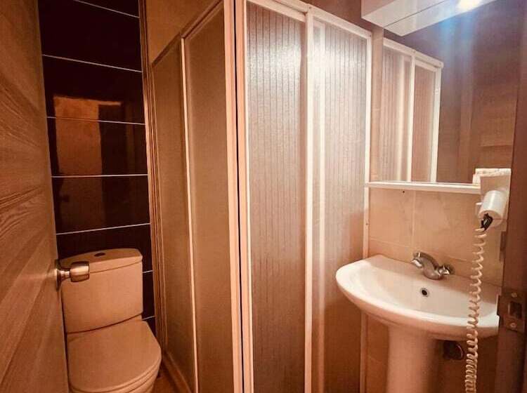 شقة غرفة واحدة, Marina Apart