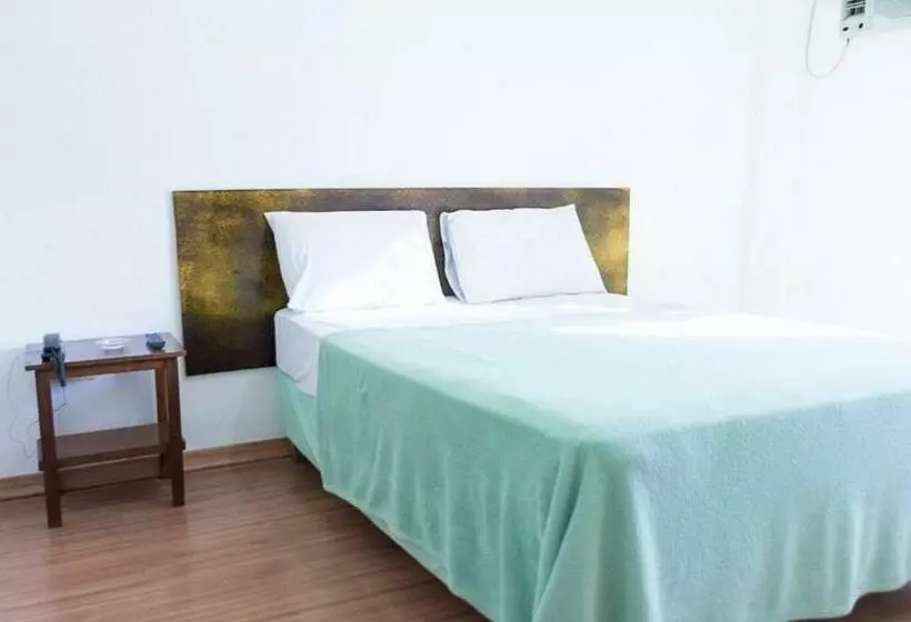 اتاق استاندارد یک نفره, Mônaco