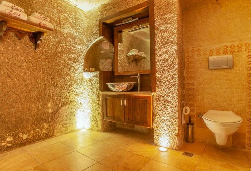 غرفة قياسية, Ottoman Cave Suites