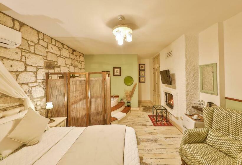 חדר דלוקס עם מרפסת טרסה, Palas Alaçatı   Adult Only