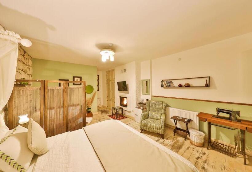 חדר דלוקס עם מרפסת טרסה, Palas Alaçatı   Adult Only