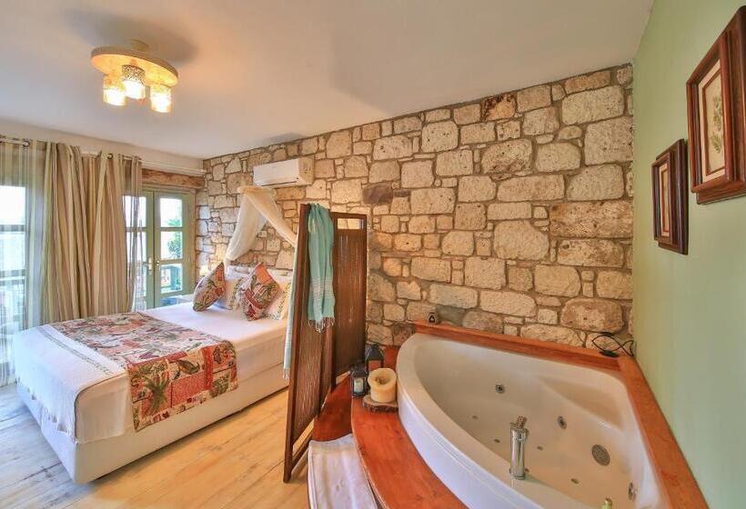 חדר דלוקס עם מרפסת טרסה, Palas Alaçatı   Adult Only