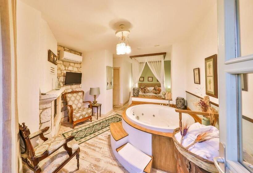 Люкс Повышенной Комфортности, Palas Alaçatı   Adult Only