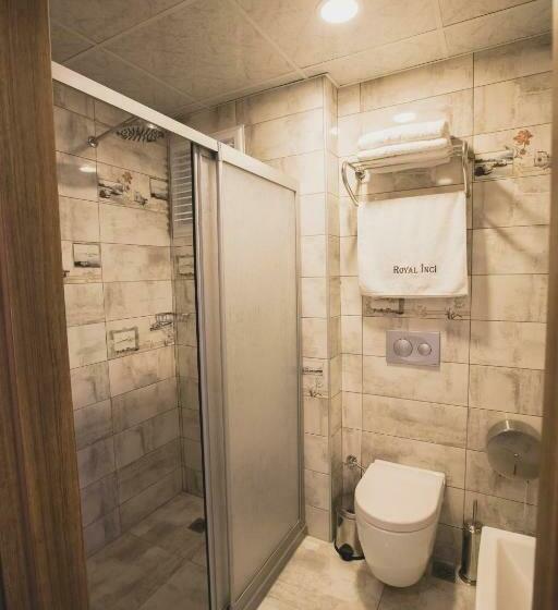 اتاق لوکس یک تخته, Royal İnci