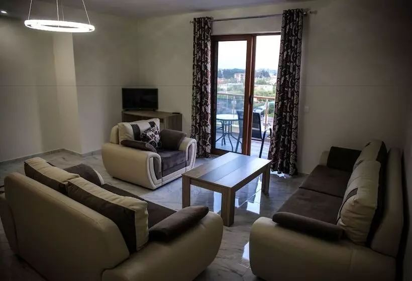 آپارتمان 1 خوابه با بالکن, Spa Hotel Montefila