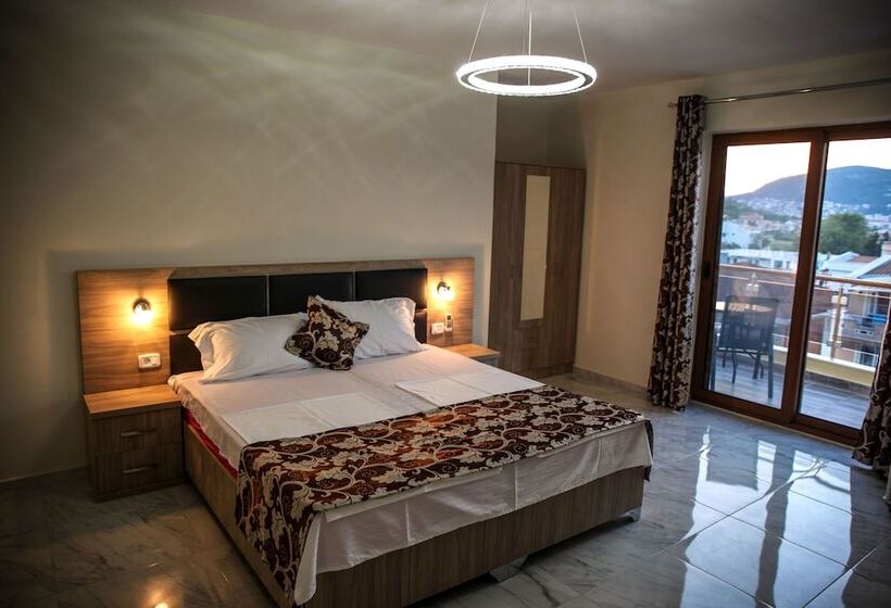 带阳台两卧公寓, Spa Hotel Montefila