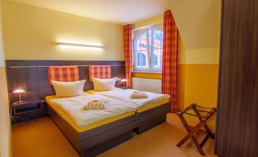 غرفة قياسية, Strandburg Prerow