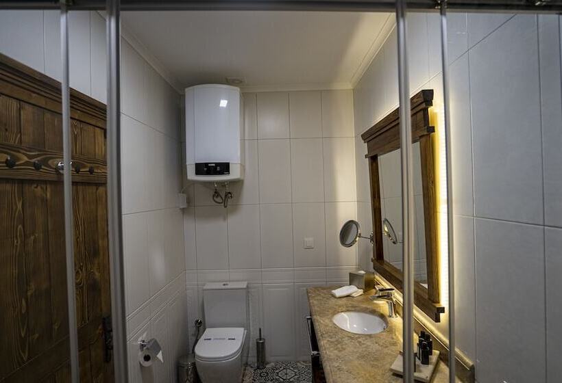 Люкс Повышенной Комфортности, Villa Pietra Butik Otel