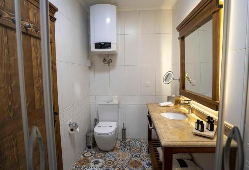 Люкс Повышенной Комфортности, Villa Pietra Butik Otel