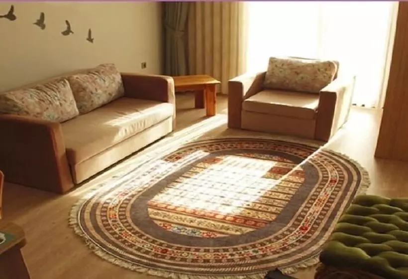 اتاق لوکس, Seyr I Konya Otel