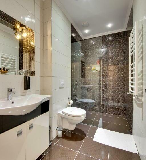 带1个卧室的带阳台的公寓, Spa Hotel Montefila