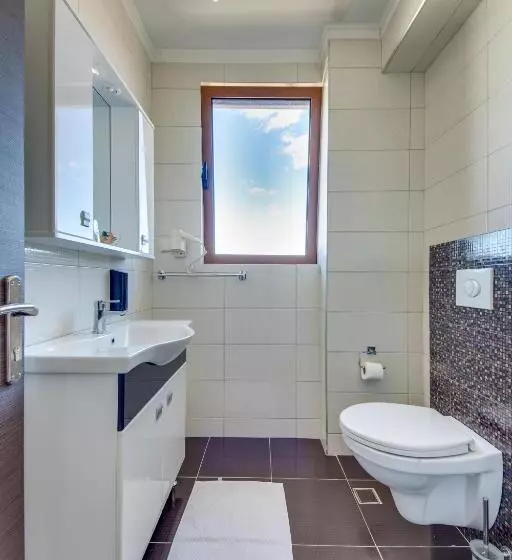 آپارتمان 2 خوابه با بالکن, Spa Hotel Montefila