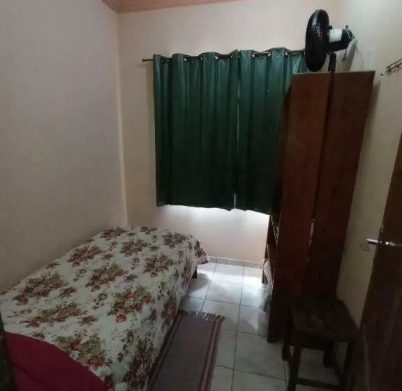 Basic Yhden Hengen Huone, Aconchego Canastra