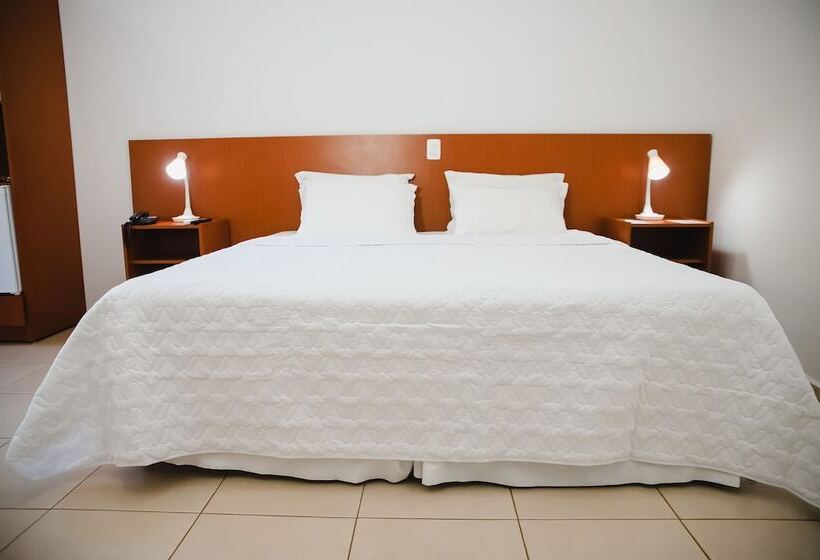 StandaardKamer, Agua Das Araras