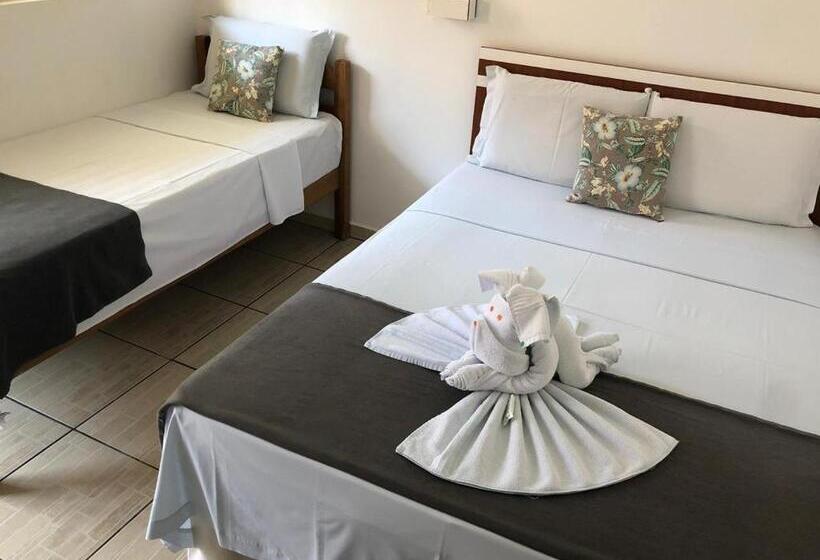 标准三人间, Estancia