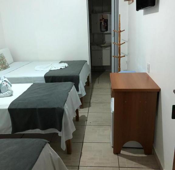 四人标准间, Estancia