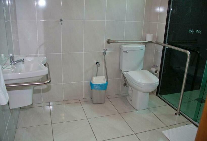Номер Стандарт Трехместный, Hc Hotel Paraopeba