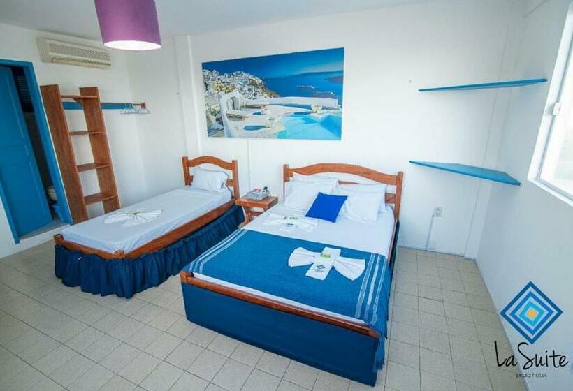 חדר סטנדרט לשלושה, La Suite Praia
