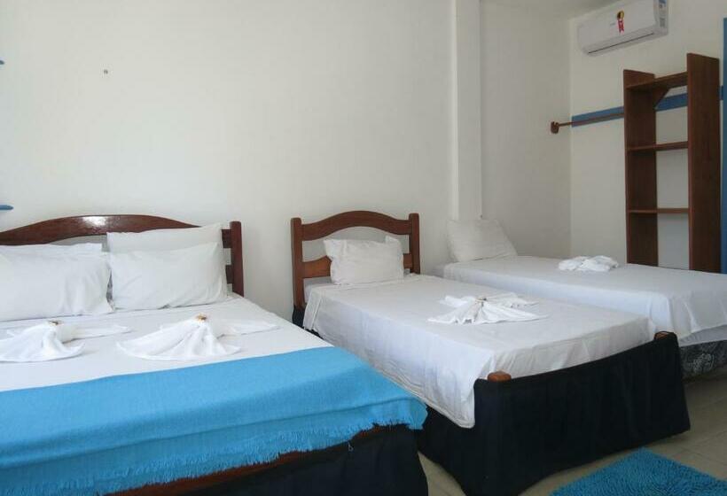 غرفة قياسية ثلاثية, La Suite Praia