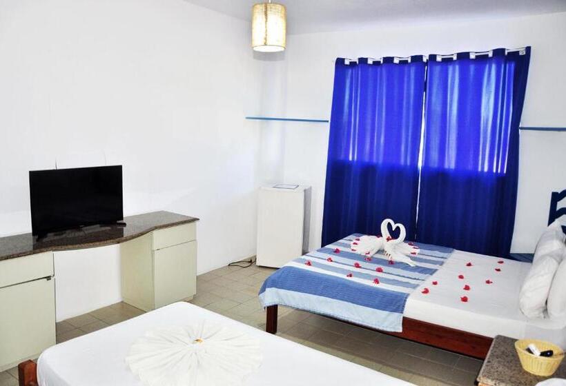 חדר סטנדרט לשלושה, La Suite Praia