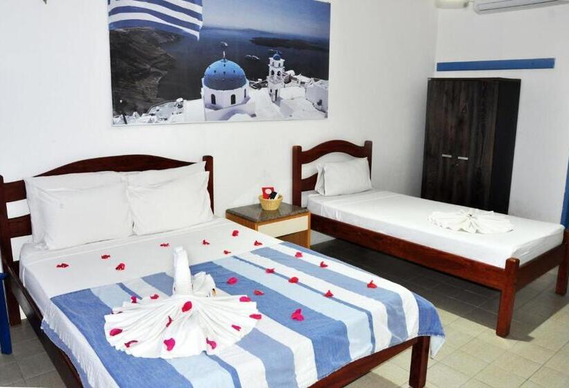 חדר סטנדרט לשלושה, La Suite Praia