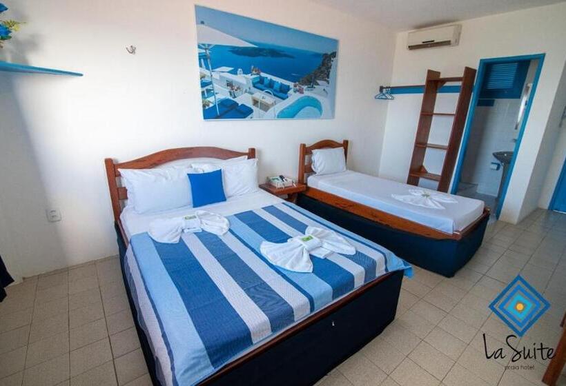 חדר דלוקס לשלושה, La Suite Praia