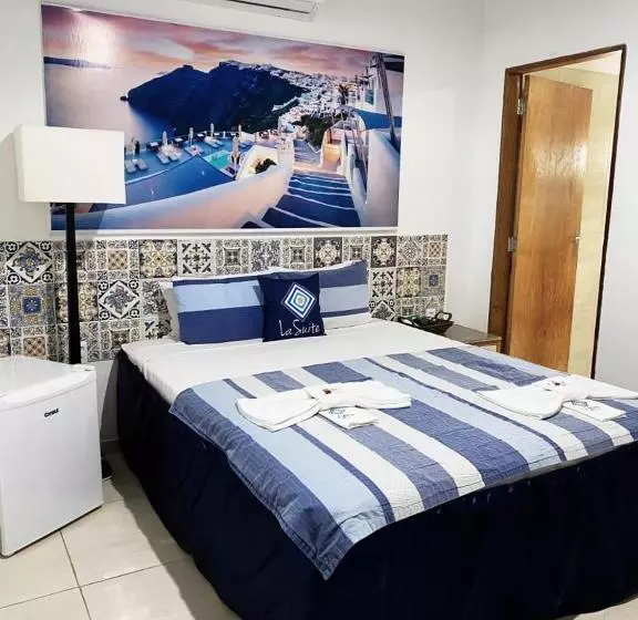 デラックスルーム, La Suite Praia