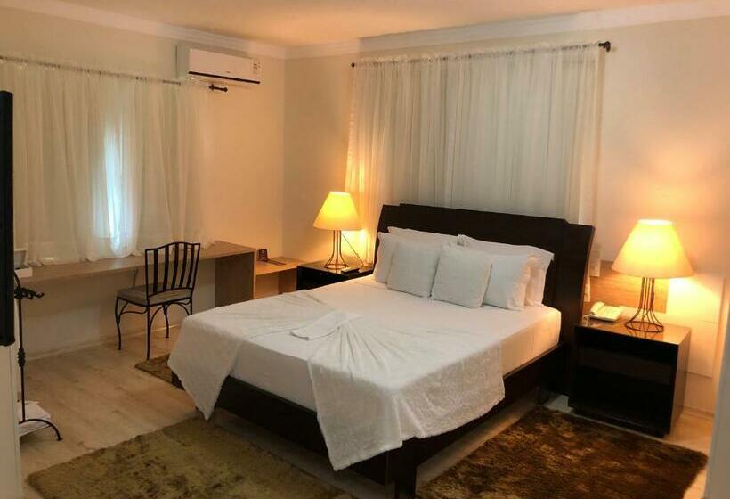 Люкс с гидромассажем, Lagoa Parque